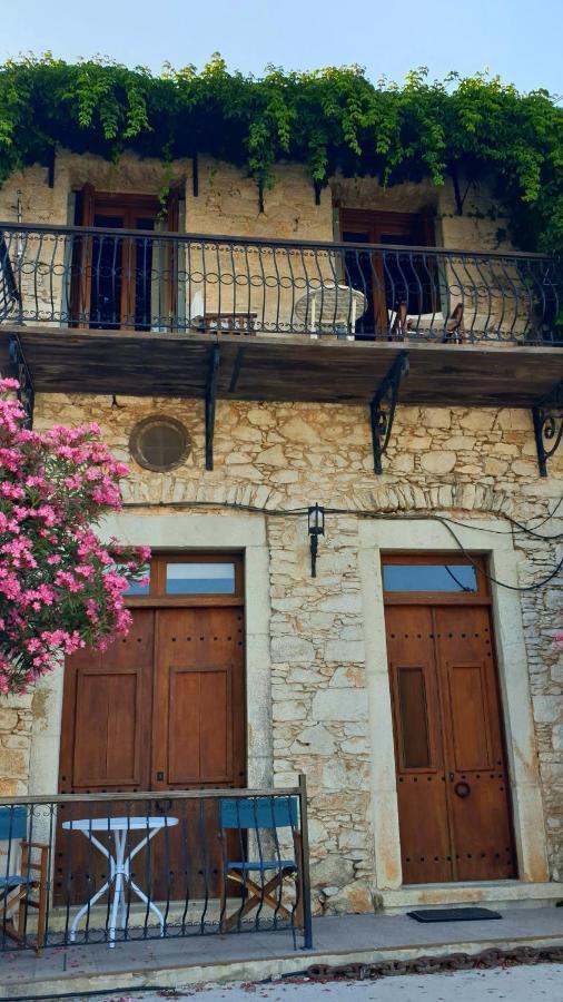 Traditional Seafront Apartment Symi Extérieur photo